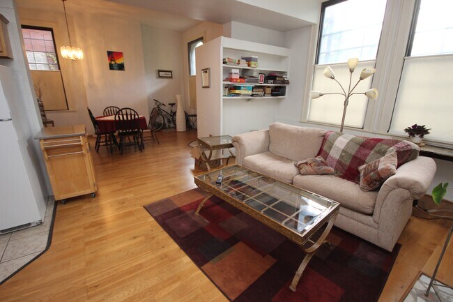 Photo - ELLSWORTH AVE-5533 -- 144