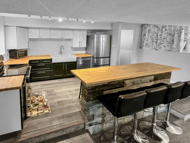 Photo - 2 Bedroom, 1 Bath on Peak 8! Updated unit, ground floor, great location!  Heat included!