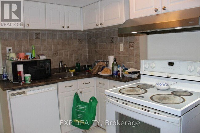 Photo - 134 Sandown Ave