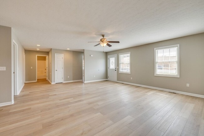 Photo - 14245 Lariat Lp