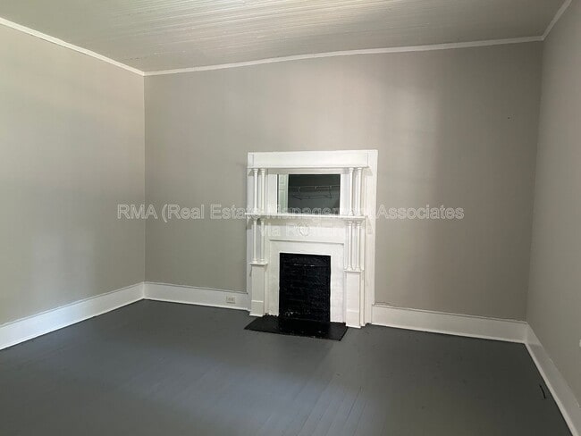 Photo - 953 E Solomon St