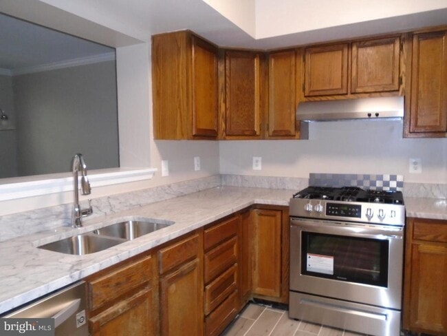 Photo - 1914 Duffield Ln