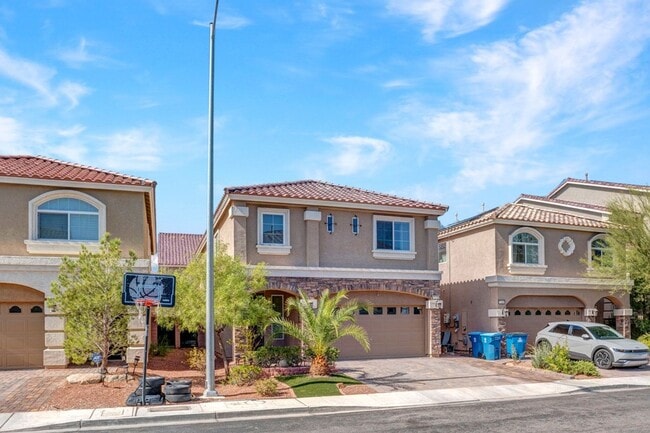 Photo - Beautiful 4 Bed 2.5 Bath Home Jones and Wa...