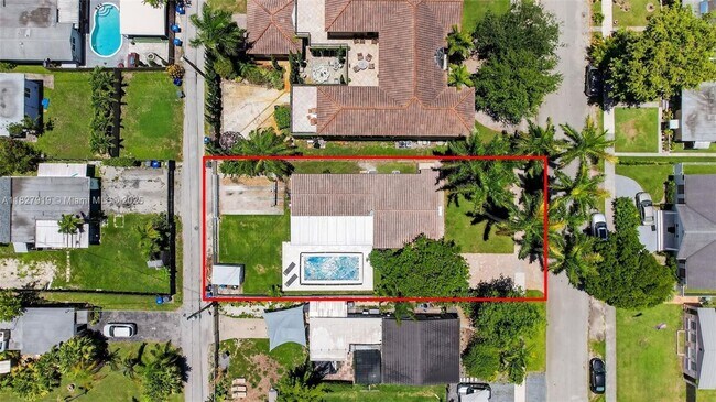 Photo - 1622 Mayo St