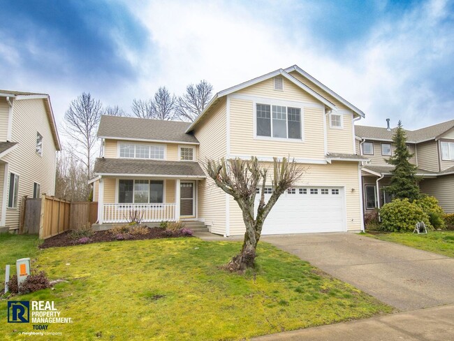 Photo - Spacious 3-Bedroom Home with Vaulted Ceilings, Fenced Yard & 2-Car Garage in Puyallup!!