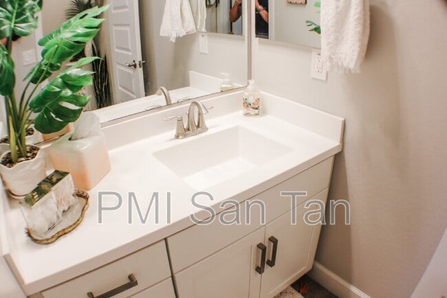 Photo - 4350 E Mesquite St