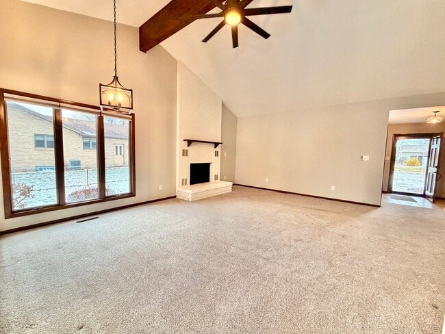 Photo - 117 Juniper Dr