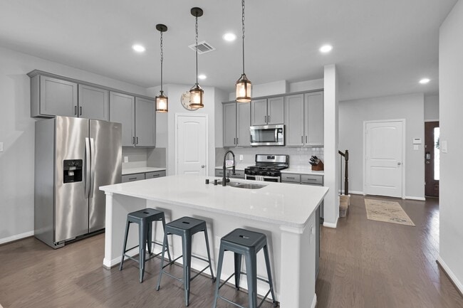 Building Photo - 3791 Lake Bend Shore Dr