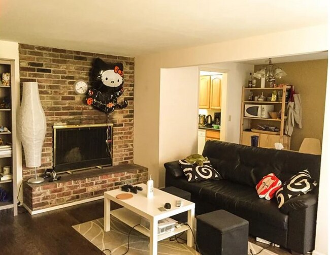 Photo - 5208 Sand Point Way NE