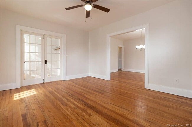 Photo - 112 Thomas St