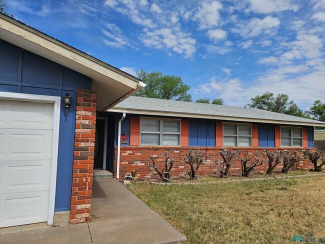 Building Photo - 1504 Layton Ct