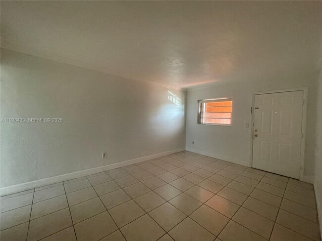 Photo - 1245 W 24th St Unit 202