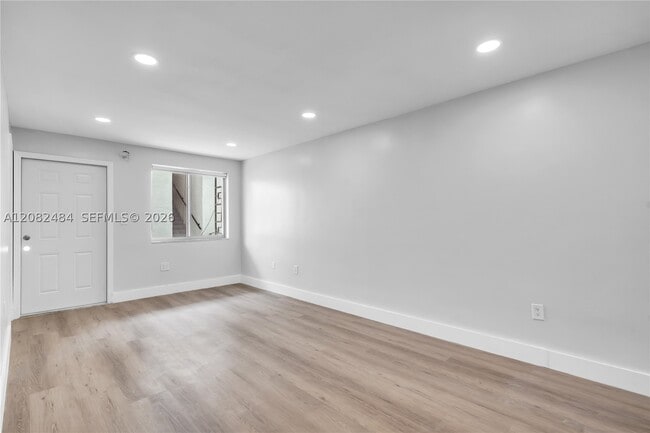 Photo - 560 NE 63rd St Unit 3