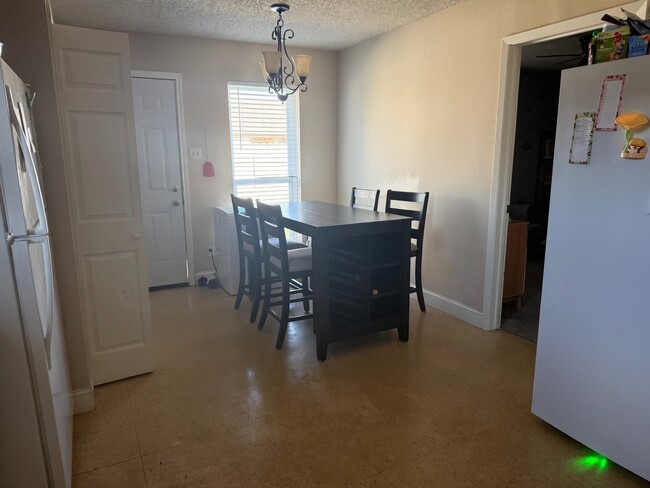Photo - 725 Chaparral Cir Unidad 725