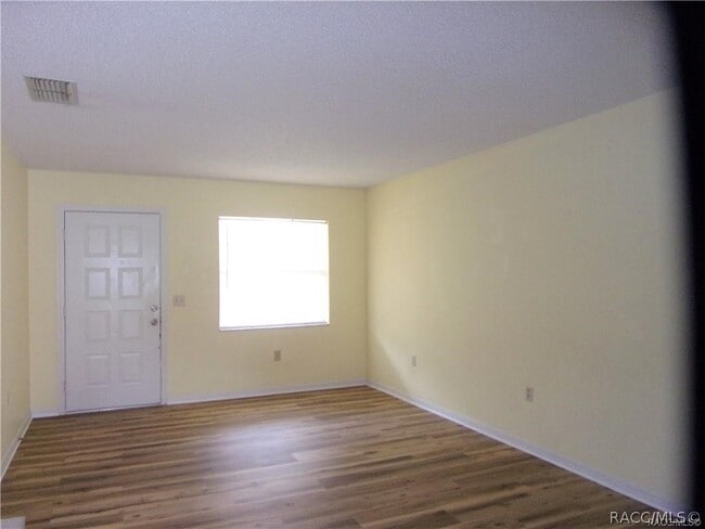 Photo - 608 Long Ave