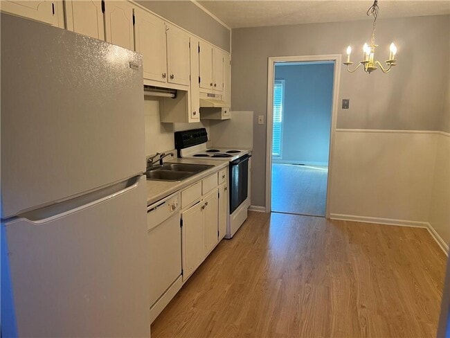 Photo - 1650 Beechwood Blvd NW