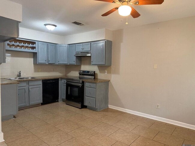 Photo - 2723 Tifton St