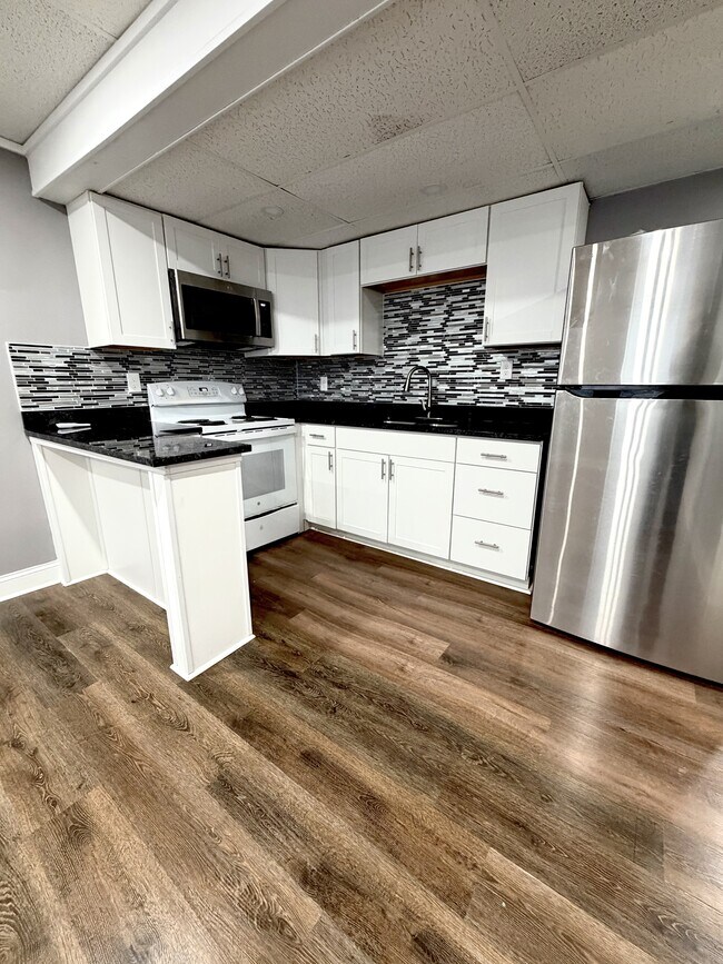 Photo - 6725 Indus Way