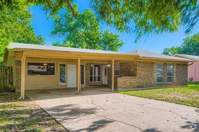 Building Photo - 14914 Marsha Dr Rental