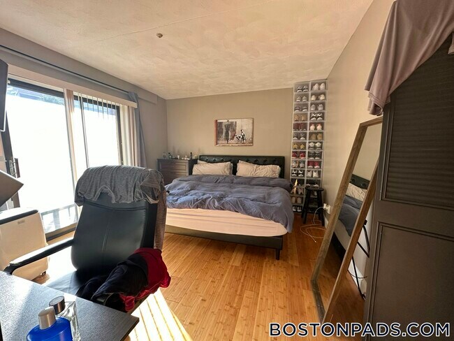 Photo - 175 Adams St Unit 13