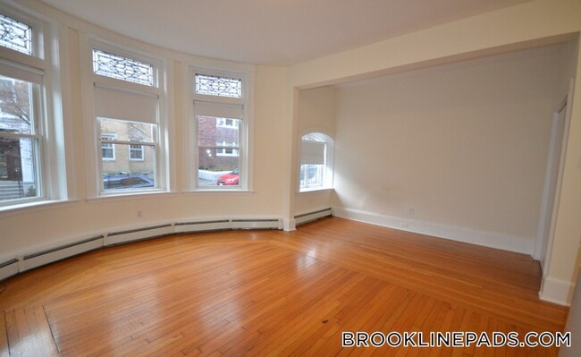 Photo - 17 Fairbanks St Unit 12A