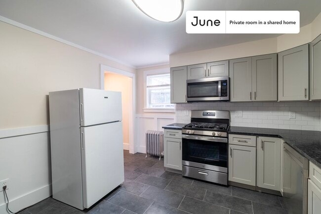 Photo - Room in Shared 7 bed/2 bath home Unidad F