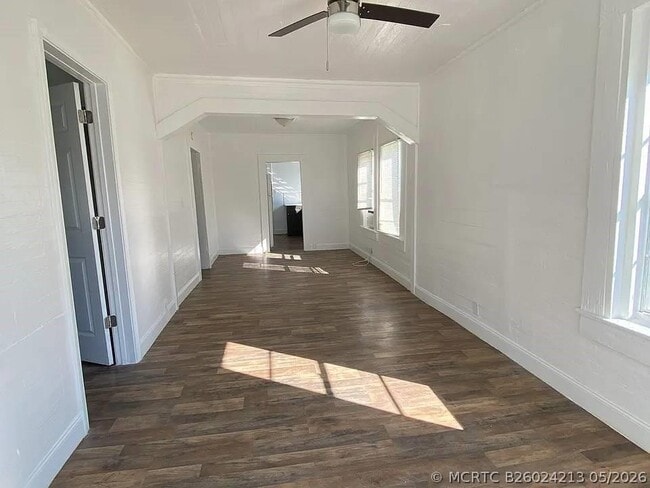 Photo - 4144 Herring Ave
