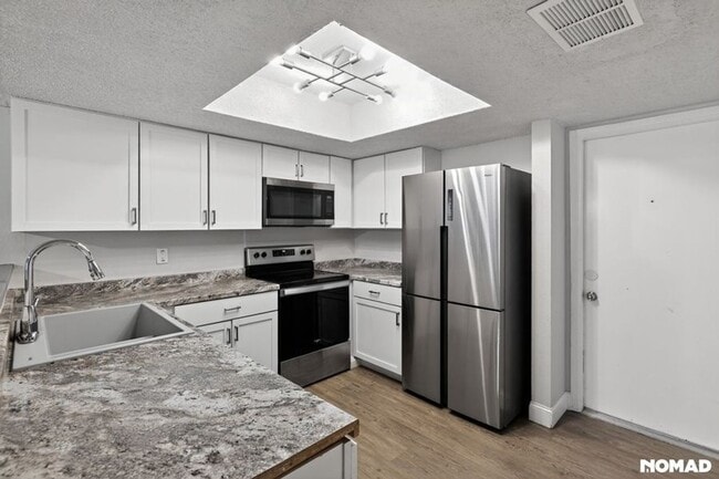 Photo - 7203 Timbercreek Dr