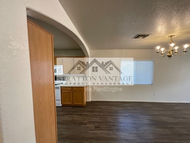 Photo - 2643 S 84th Gln