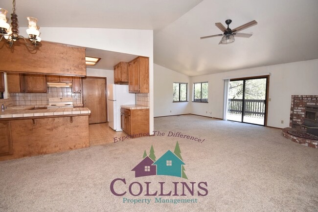 Photo - 20468 Chaparral Cir