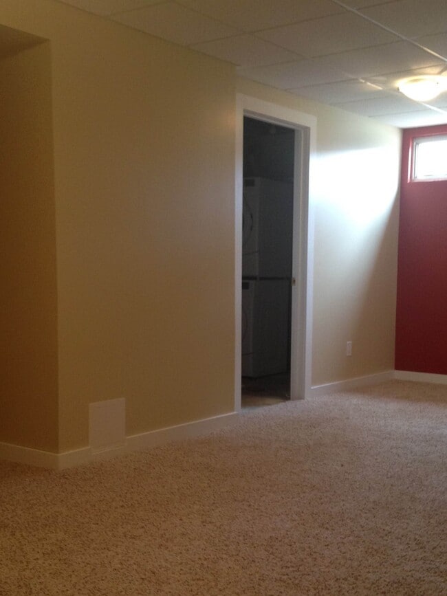 Photo - 3 Bed 2.5 Bath Unit in Olds, AB Unit 5433