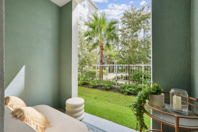 Large Balcony/Patio