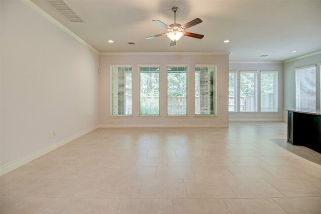 Photo - 19 Daffodil Meadow Pl