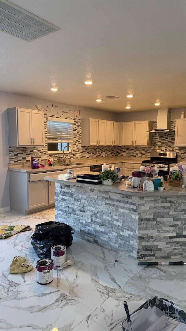 Photo - 25307 Queens Causeway Ln