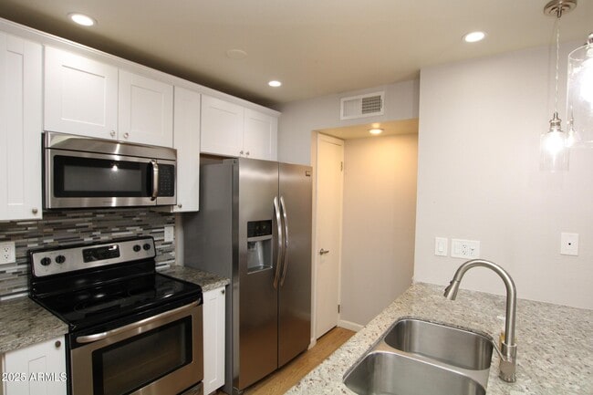 Photo - 30 E Brown Rd