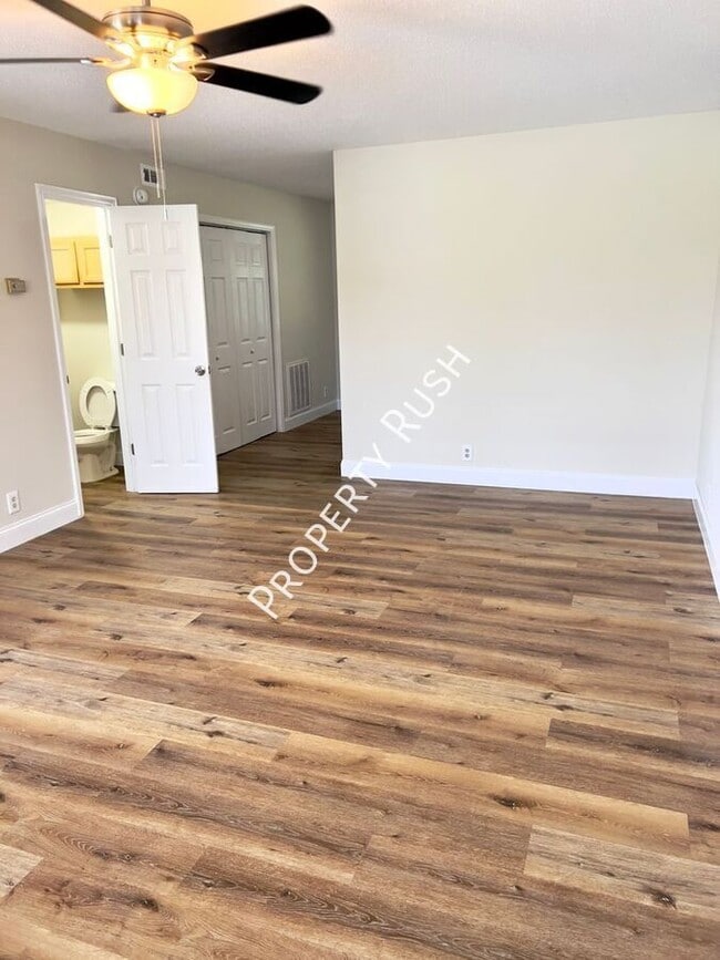 Photo - 56 Bell Rd Unidad C