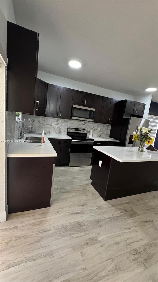 Building Photo - 22175 Miami Ave