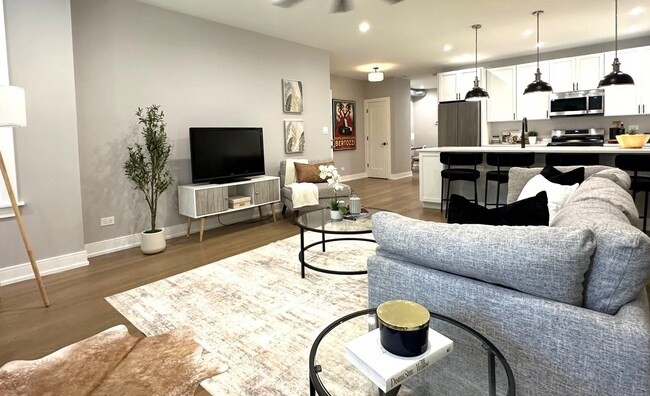 Photo - 2641 W Carmen Ave