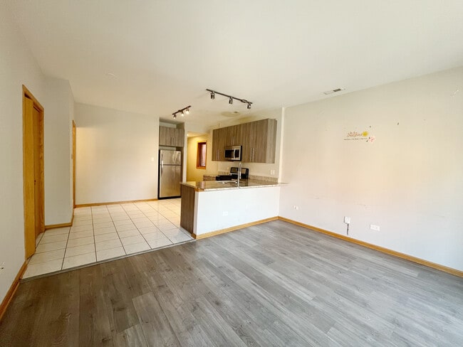 Photo - 2413 W Taylor St Unit 2