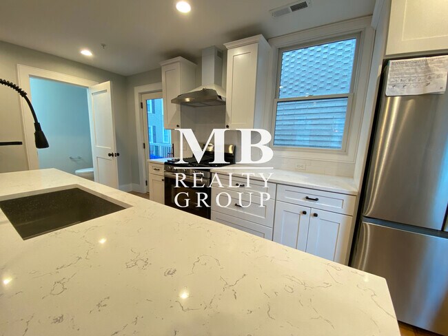 Photo - 199 Boylston St