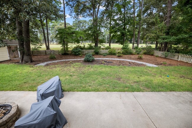 Photo - 327 Plantation Dr
