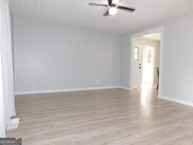 Photo - 1229 Fairview Dr