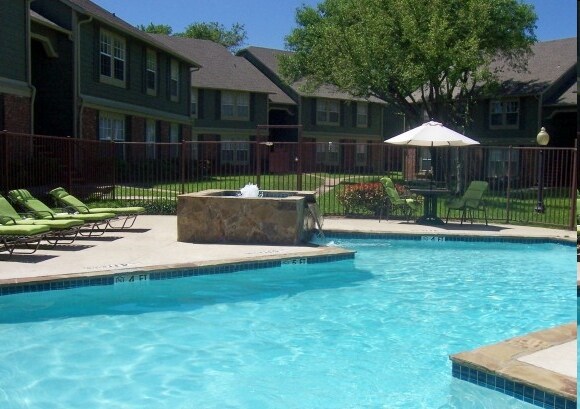 Piscina - Arbors Of Corsicana