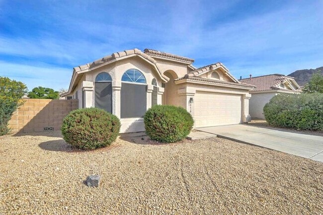 Photo - READY TO VIEW NOW! Beautiful 4 Bedroom 2 Bath Home in Phoenix!