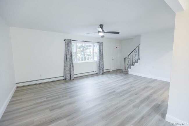 Building Photo - 923 Church St Rental