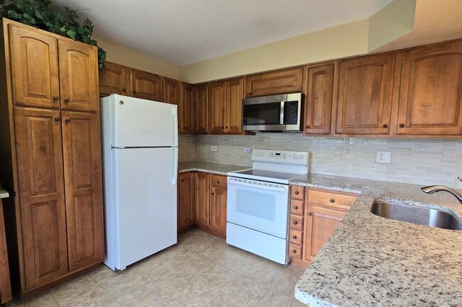 Photo - 736 Chandler Rd