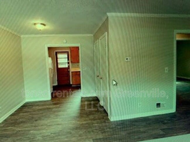 Photo - 914 Cross Anchor Rd