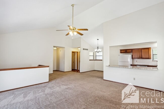 Photo - 3 bedroom Townhome in Andover