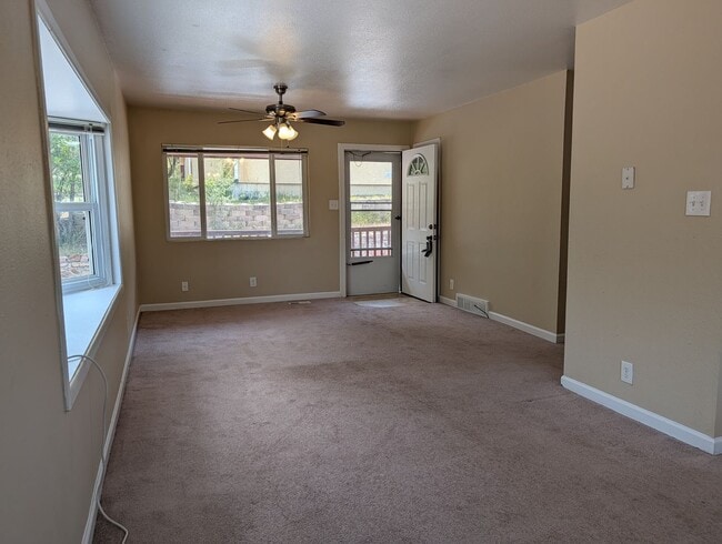 Photo - Eleventh St 506 S. Unidad A