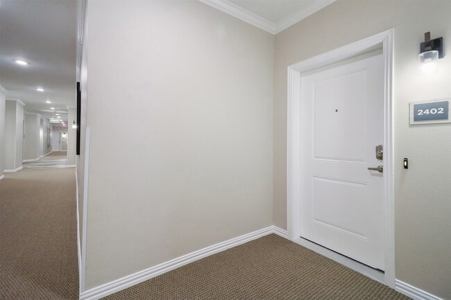 Photo - 1735 Wittington Pl Unit 2402